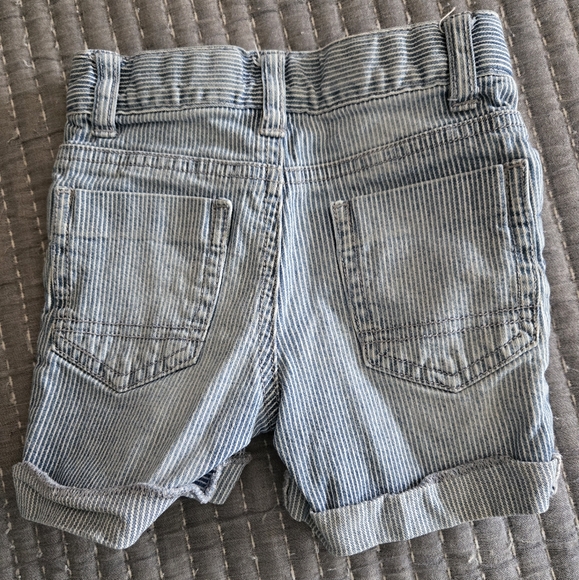 Stylish Striped By Oshkosh Kids Denim Shorts - Picture 2 of 3